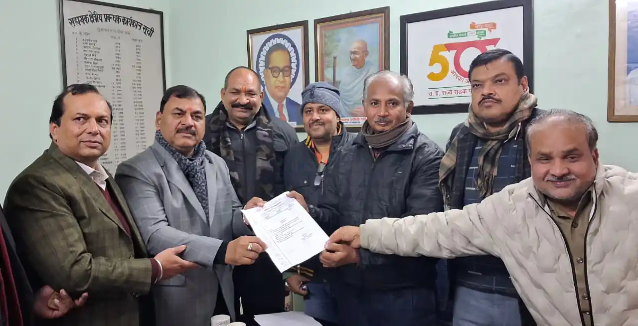 मुज़फ्फरनगर में खाटूश्यामजी की बस ना पहुंचने पर व्यापारी निराश, रोड़वेज अधिकारी को ज्ञापन सौंपा